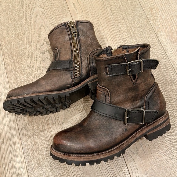 freebird Shoes - FREEBIRD Brown Distressed Leather Ankle Boots Buckle Detail “Harley” EUC Size 7